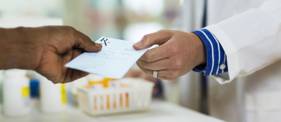 Pharmaciens : des nouveautés pour vérifier et signaler une fausse ordonnance
