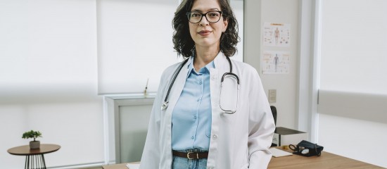 Professionnels de santé : encadrement des aides financières à l’installation