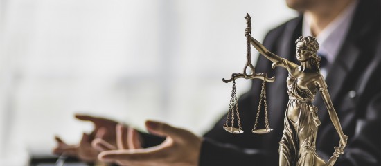 Commissaires de justice : le statut des clercs revu et corrigé